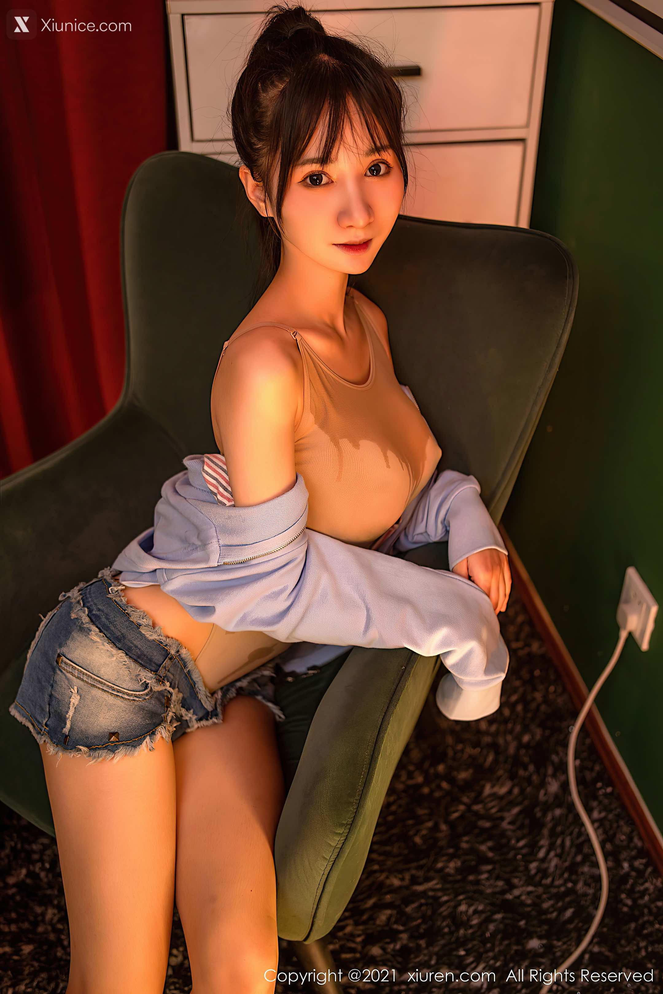 Xiuren秀人网 No.3567 小果冻儿 第4张