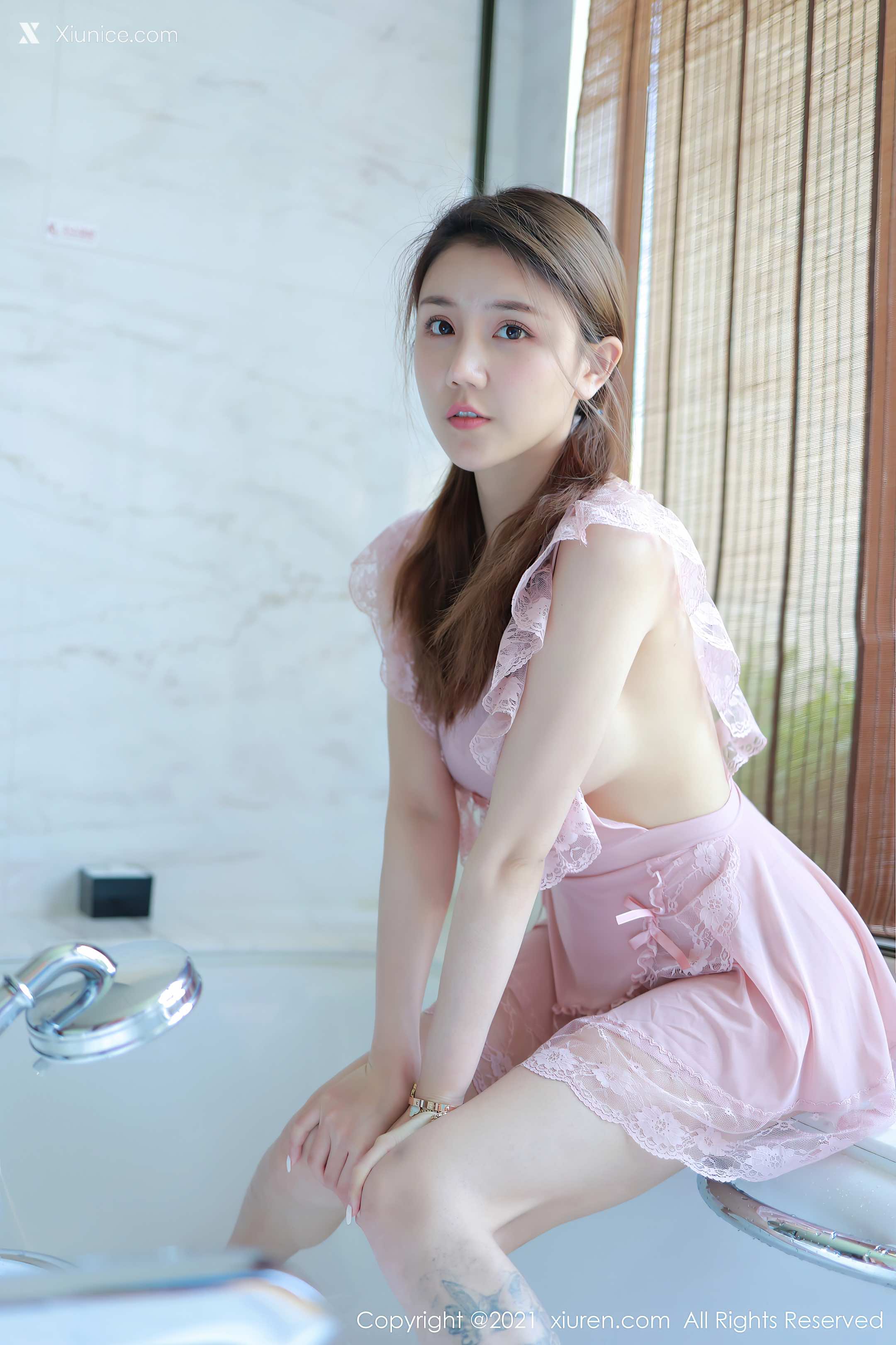 Xiuren秀人网 No.3611 夏西CiCi 第2张