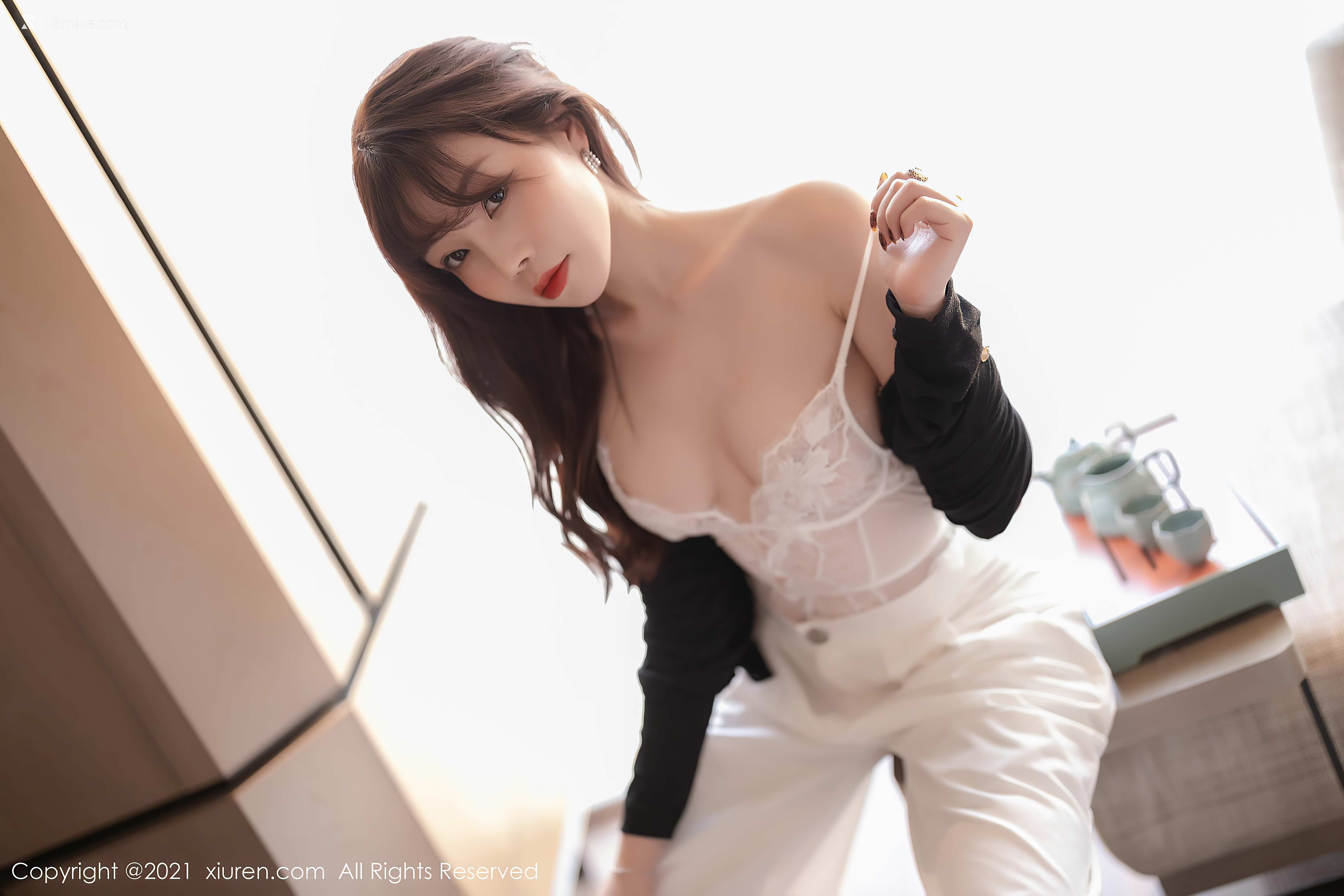 Xiuren秀人网 No.3367 芝芝Booty 第16张